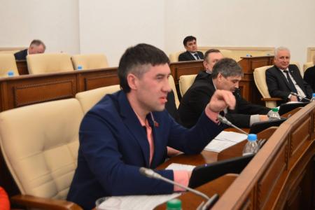 Алтайский край. Депутаты-коммунисты приняли активное участие в обсуждении отчетов на сессии АКЗС