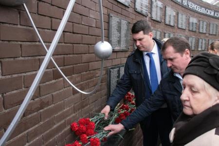 Тульские коммунисты приняли участие в митинге в память о подвиге ликвидаторов