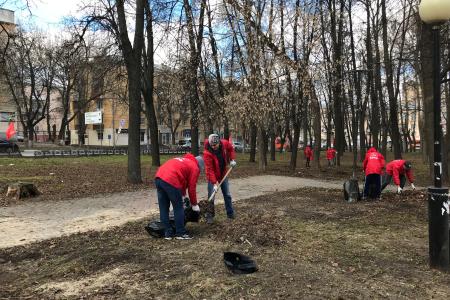 НРО КПРФ провело субботник в Нижнем Новгороде