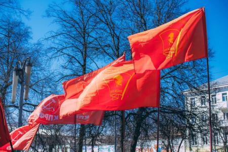 В Орле прошли торжественные мероприятия в День авиации и космонавтики