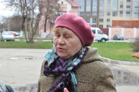 Коммунисты и комсомольцы Железнодорожного района Рязани возложили цветы к памятнику В.И. Ленину и провели Ленинские беседы