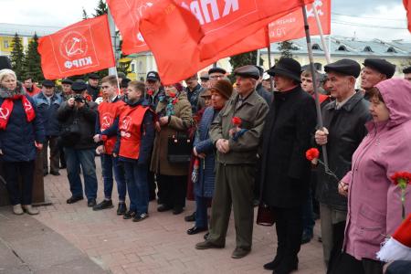 Рязанские коммунисты торжественно встретили 148-ю годовщину со дня рождения В.И. Ленина