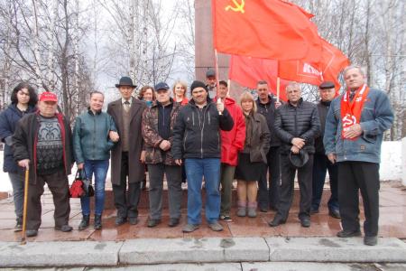 Рязанские коммунисты торжественно встретили 148-ю годовщину со дня рождения В.И. Ленина