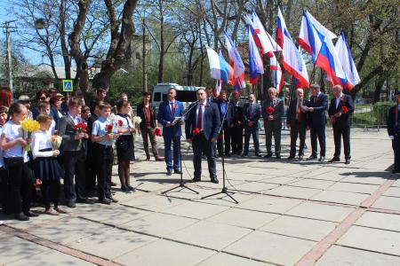 Республика Крым, Симферополь: Героям-освободителям посвящается