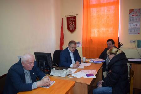 Депутат-коммунист Мособлдумы Александр Наумов провел прием граждан в городских округах Озеры и Кашира