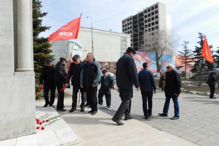 В Оренбурге почтили память жертв набега белогвардейцев 4 апреля 1918 года