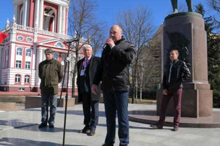 КПРФ призывает к борьбе за социализм. Митинг тамбовских коммунистов