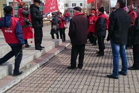 Учиться борьбе у большевиков! Из опыта работы коммунистов Нерюнгри