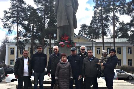 Коммунисты Ленинградской области: Ленин остается с нами!