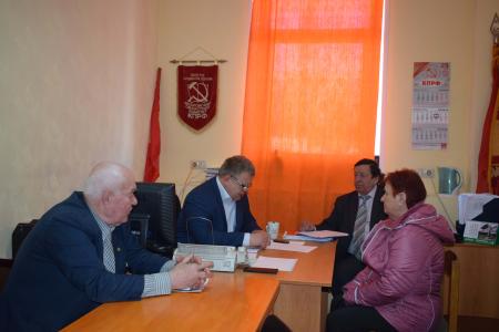 Депутат-коммунист Мособлдумы Александр Наумов провел прием граждан в городских округах Озеры и Кашира