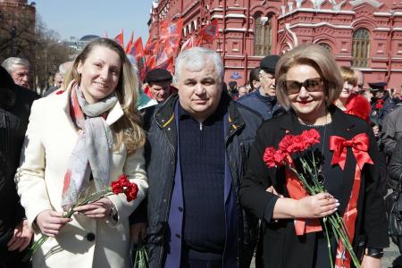 В День космонавтики коммунисты возложили цветы к могилам С.П. Королева и Ю.А. Гагарина у Кремлевской стены