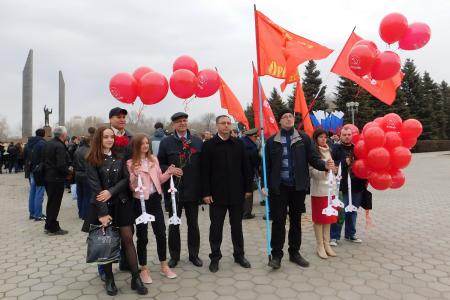 День космонавтики отметил коммунисты Оренбурга