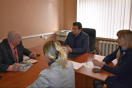 Олег Лебедев и Татьяна Косарева провели прием в Туле