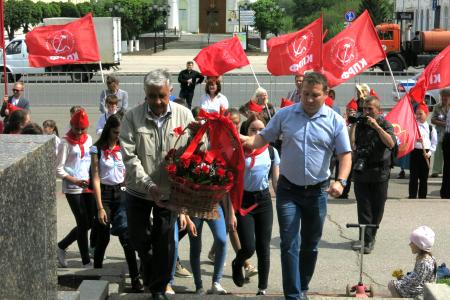 В Чувашии пионерская линейка прошла на главной площади столицы республики