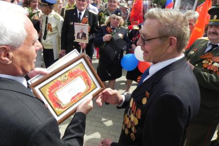 Белгородские коммунисты и их союзники приняли участие в шествии Бессмертного полка