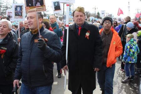 Магадан. Коммунисты приняли участие в акции Бессмертный полк