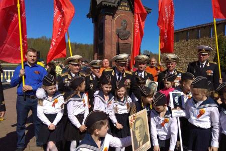 Ленобласть под красными флагами Победы