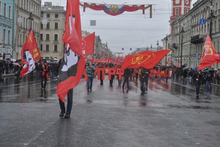 Первомайские шествие и митинг прошли в Ленинграде