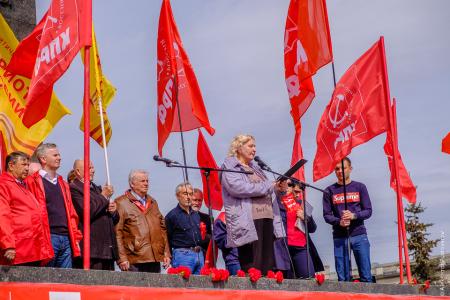 Красный Первомай в Красноярске