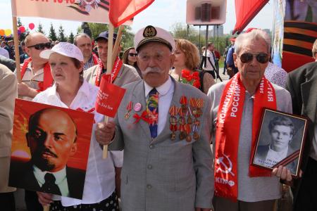 Республика Мордовия. Под красными знаменами Победы, СССР и КПРФ