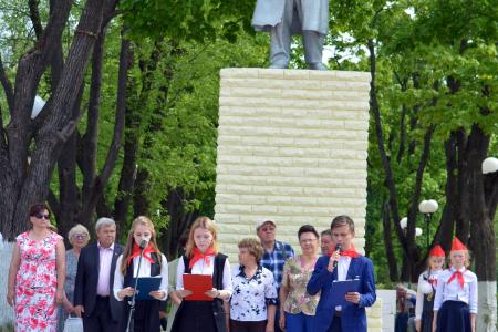 Владимирская область. Сто меленковских школьников стали пионерами