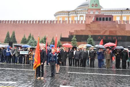 «Ура, юные пионеры!»