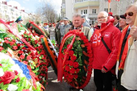 Курган. Зауральские коммунисты торжественно отметили День Великой Победы