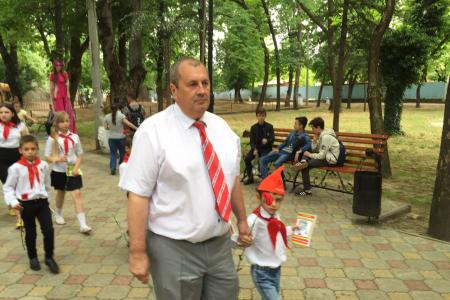 В Симферополе на Аллее пионеров-героев состоялась торжественная