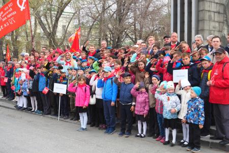 «Орлята учатся летать». В городе Свердлова прошел Областной пионерский слёт