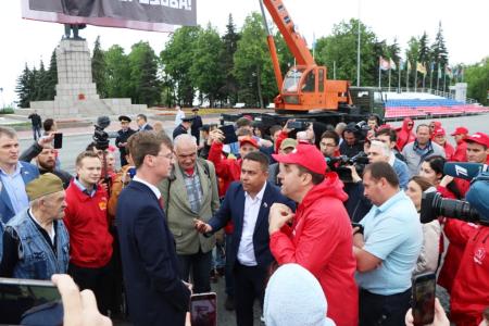 Ульяновск: цвет этого города всегда красный!