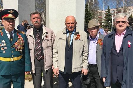 Татарстан. Коммунисты Нижнекамска почтили память павших  в Великой Отечественной войне