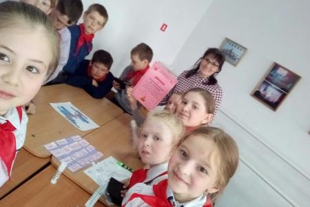 Пермский край. Коми-пермяцкий округ. День пионерии в Кочёво