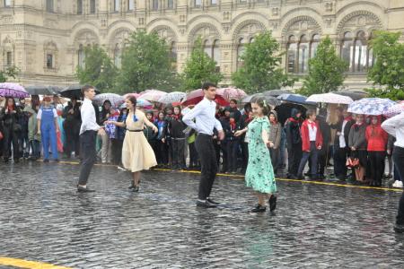 «Ура, юные пионеры!»