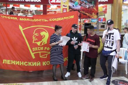 В Саратове прошел Чемпионат России по брейк-дансу «Красная жара»