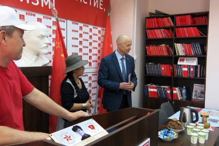 Члены Чувашского рескома КПРФ встретились с делегацией Коммунистической Народной партии Казахстана