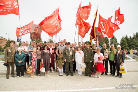 Волгоград. В канун Дня Победы сталинградские коммунисты почтили память героев войны