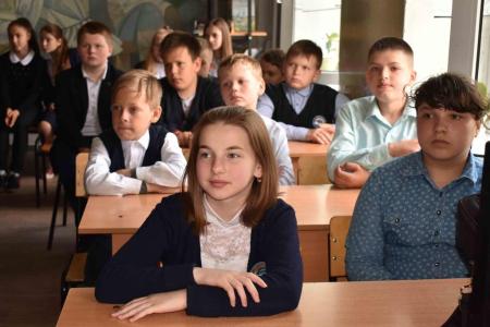 Тульский обком КПРФ организовал для кимовских школьников телемост со знаменитым полярником Виктором Боярским