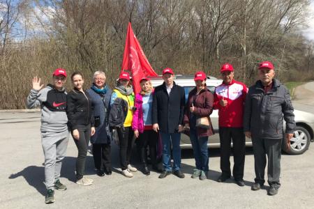 В Уфе юбилей Маркса отметили возложением цветов и субботником