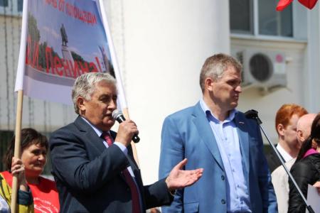 Ульяновск: цвет этого города всегда красный!