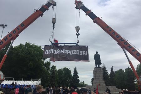 Депутатский десант спасает Ульяновск от раскола
