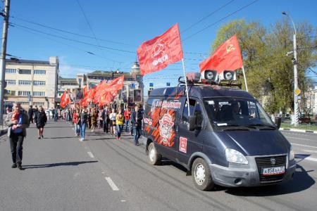 В День Победы ивановские коммунисты прошли по областному центру «Колонной Памяти»