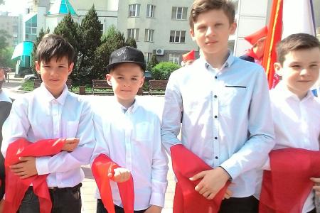 Лидер ставропольских коммунистов Виктор Гончаров: Стать пионером сегодня – уже героизм!