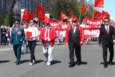Н.Н. Иванов принял участие в Первомайской демонстрации трудящихся Курска
