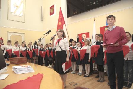 В Якутске торжественно отметили День пионерии