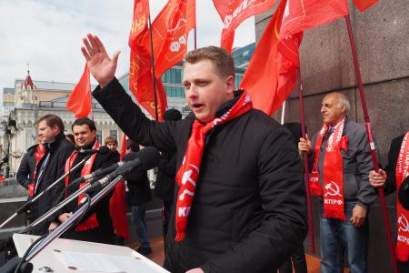 Первого мая свердловские коммунисты провели митинг против наступления на права трудящихся