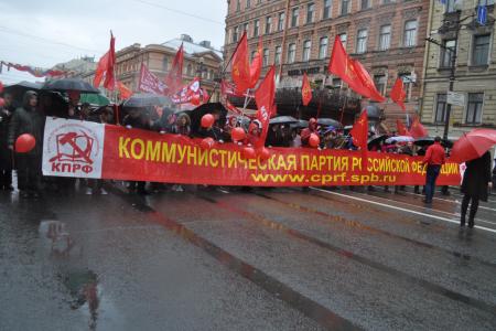 Первомайские шествие и митинг прошли в Ленинграде