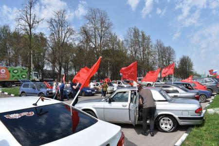 Тульский обком КПРФ провел автопробег в честь Дня Победы