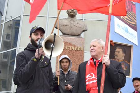 В Якутске состоялись митинги КПРФ, посвященные 73-й годовщине Победы