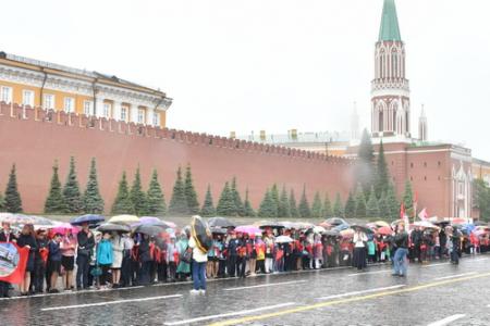 «Ура, юные пионеры!»