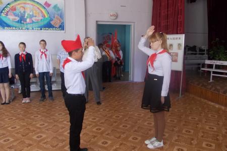 Забайкальский край. Более сотни школьников пополнили ряды пионерии